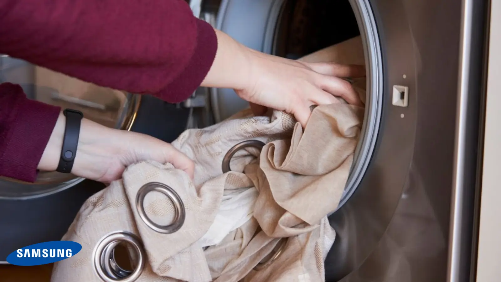 آماده‌سازی پرده برای شستشو در لباسشویی سامسونگ